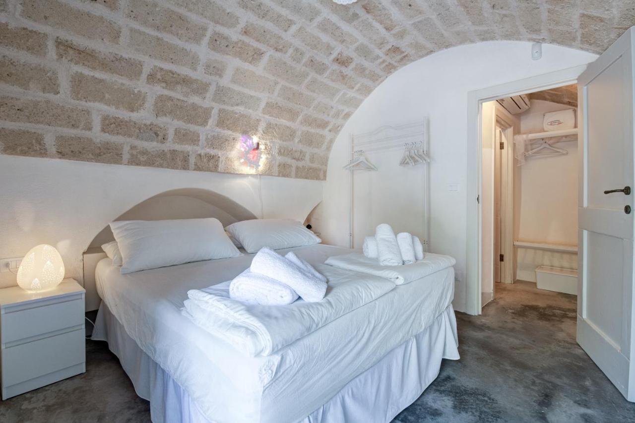 B&B Trulli Moonlight Da Grace Ostuni Exteriör bild